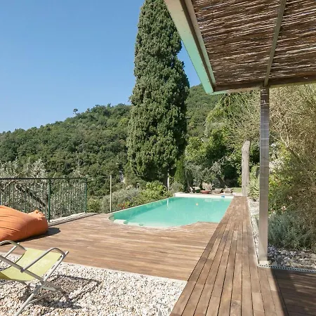 Dom wakacyjny Dreamy Holiday In With Swimming Pool