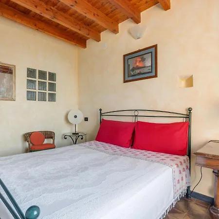 Dreamy Holiday In With Swimming Pool Dom wakacyjny Recco